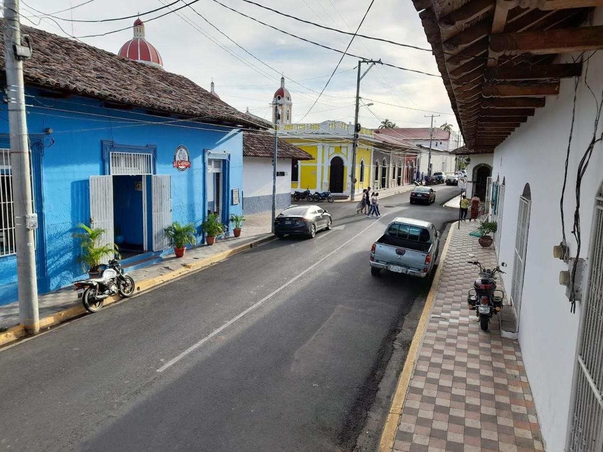 Casa Yoly Hostel Гранада Экстерьер фото