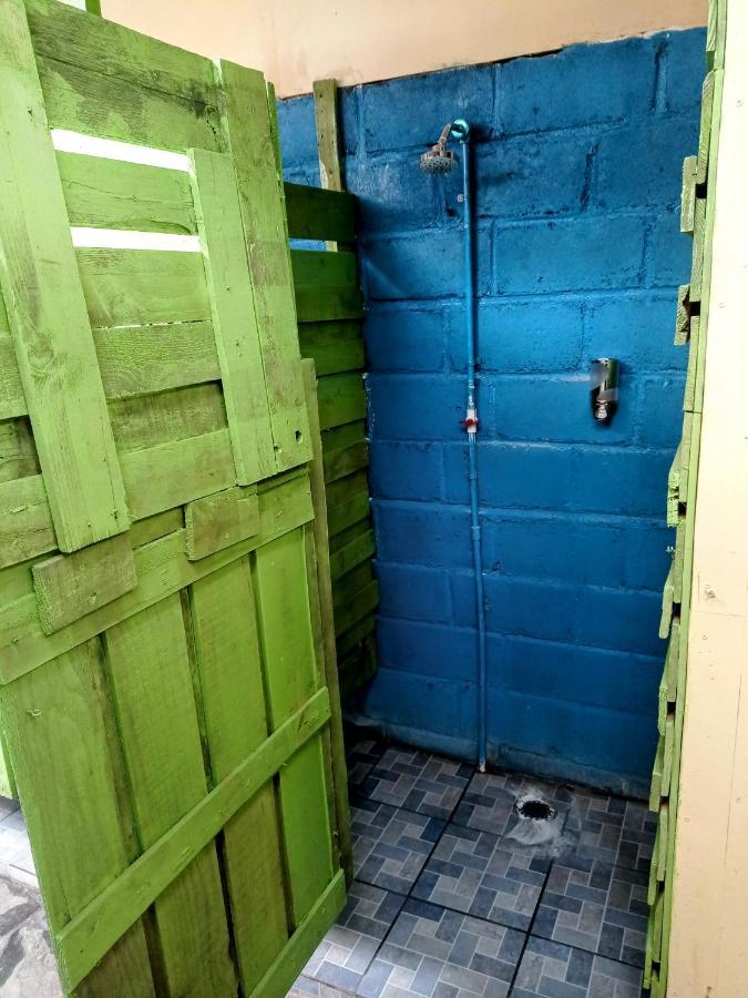 Casa Yoly Hostel Гранада Экстерьер фото