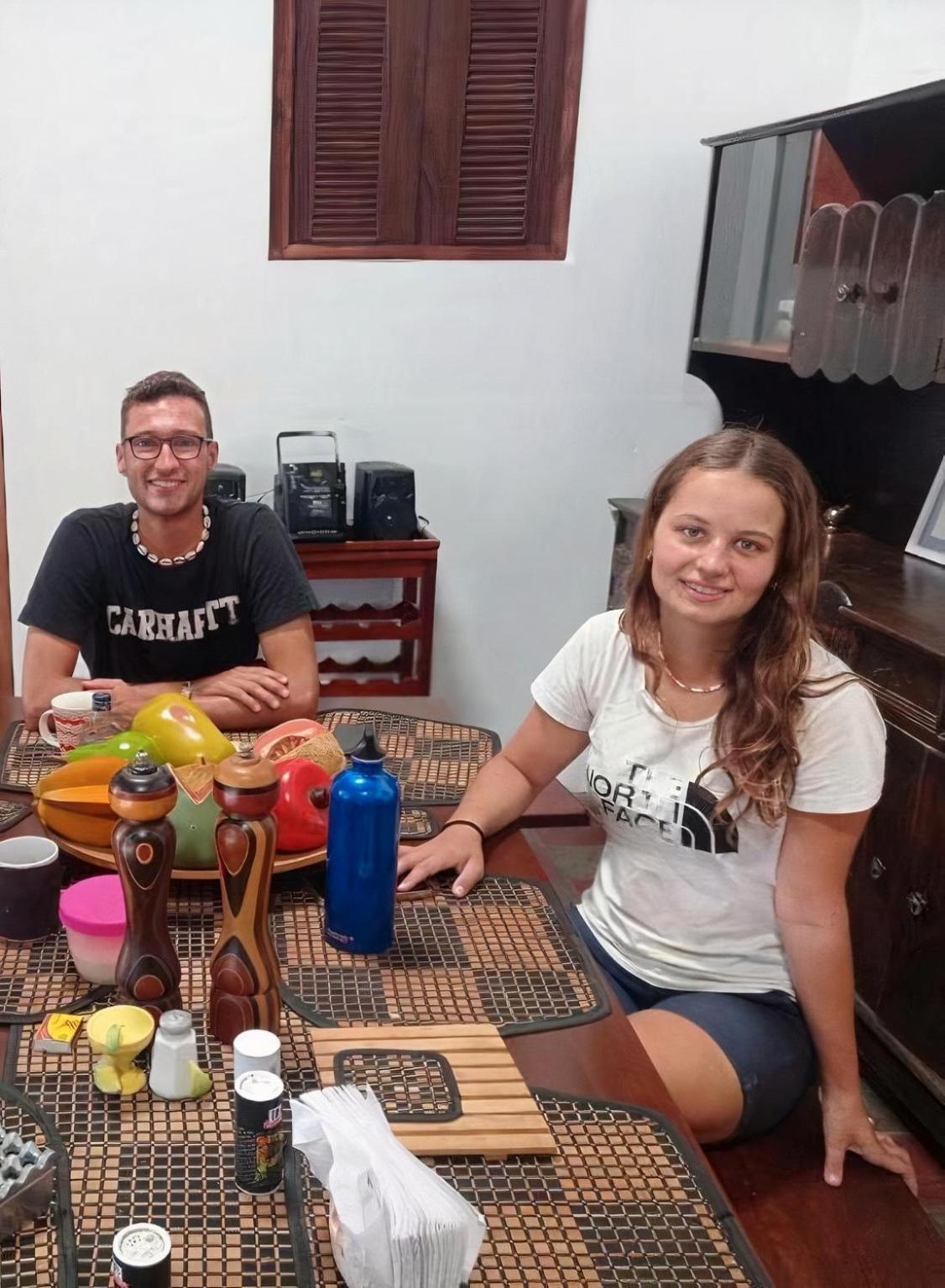 Casa Yoly Hostel Гранада Экстерьер фото