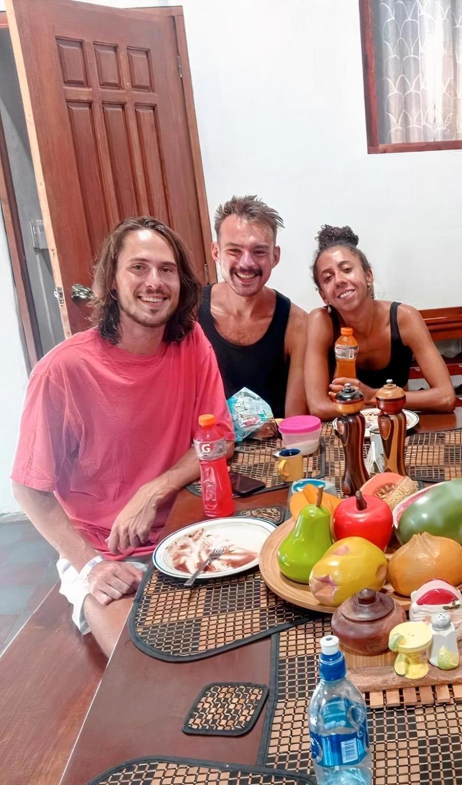 Casa Yoly Hostel Гранада Экстерьер фото