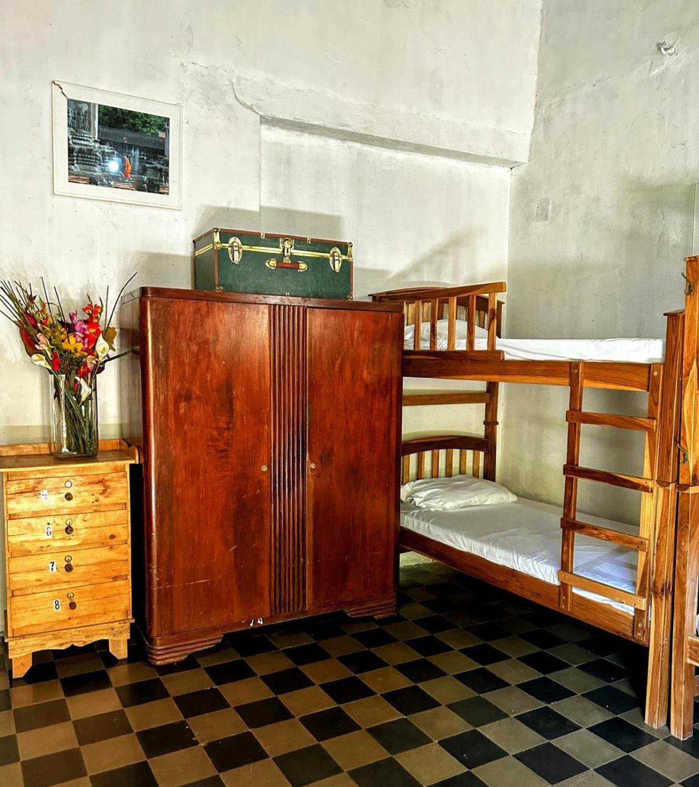 Casa Yoly Hostel Гранада Экстерьер фото